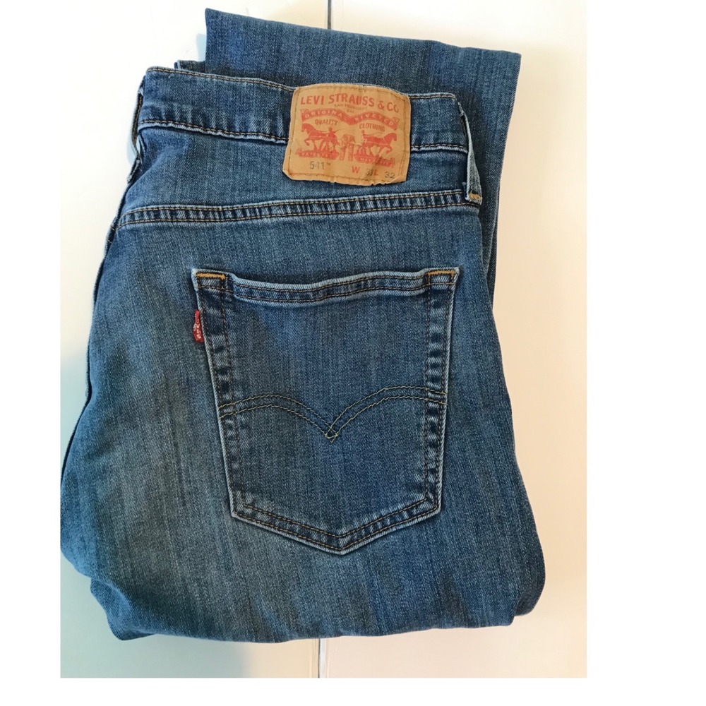 Levis 541 Athletic Taper Jeans Mens 33x32 Blue Medium Wash Denim